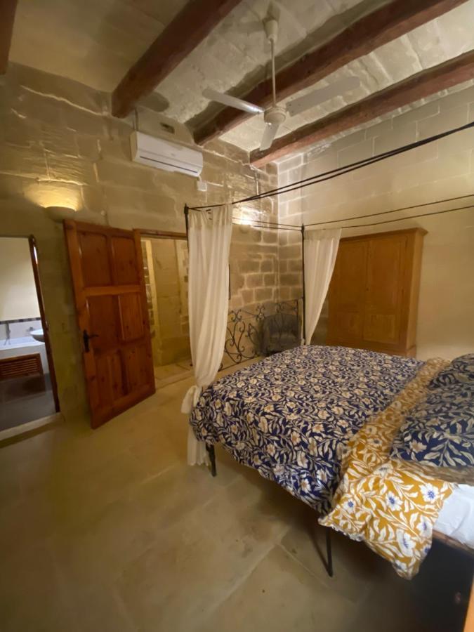 ויקטוריה Farmhouse Razzett Cora מראה חיצוני תמונה